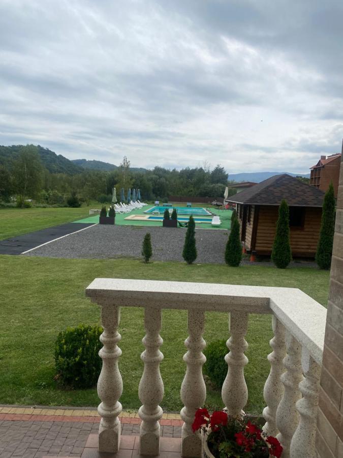 Приватна Садиба Європа Solochin Exterior photo